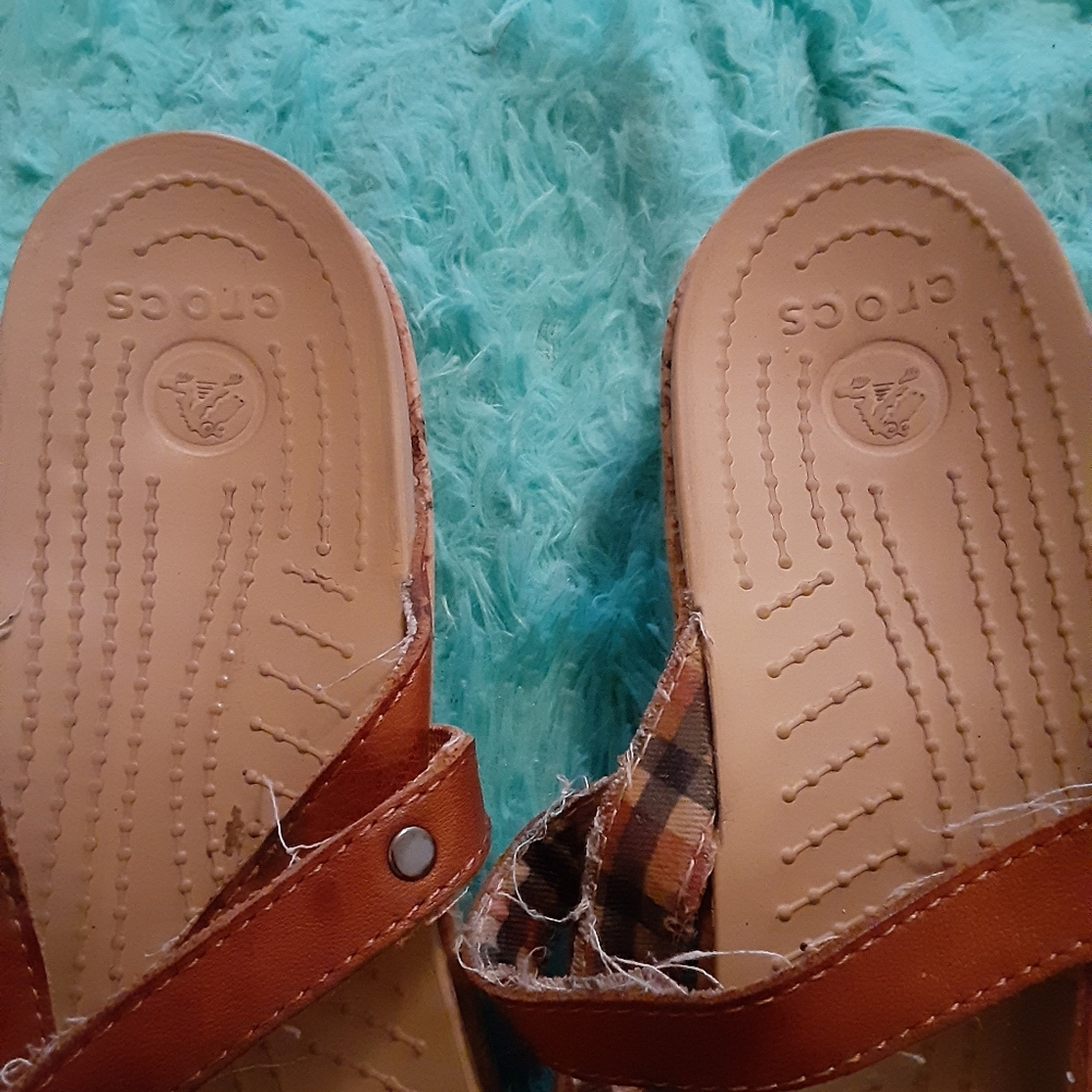 ♥️Crocs women’s sandals♥️ - Picture 5 of 5